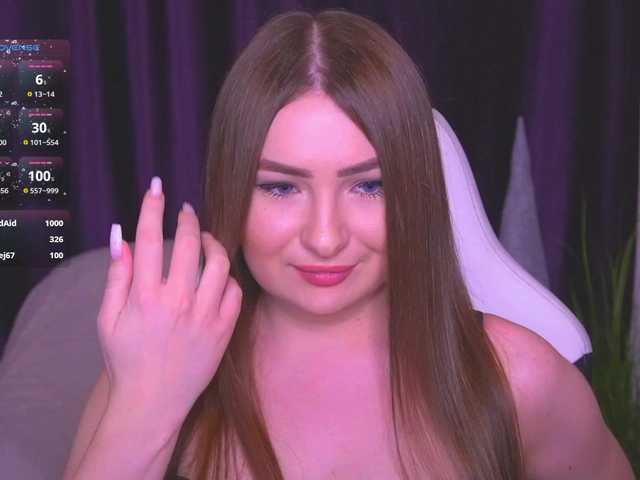 kriss-kisa's BongaCams show and profile