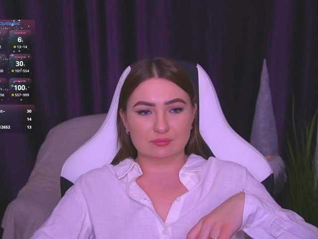 kriss-kisa's BongaCams show and profile