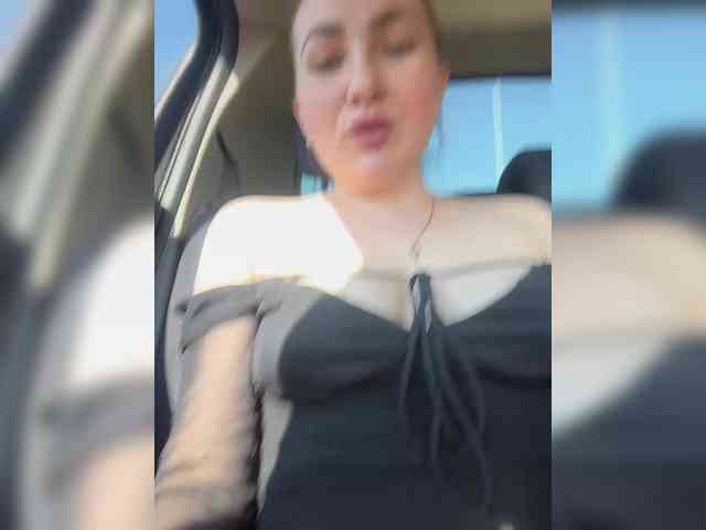 kriss-kisa Live Webcam on BongaCams