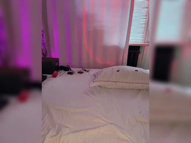 Villanelle's BongaCams show and profile