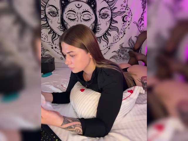 Villanelle's BongaCams show and profile