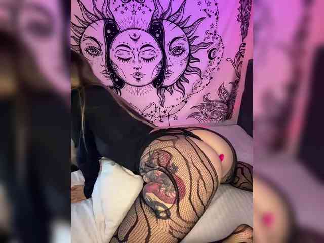 Villanelle Live Webcam on BongaCams