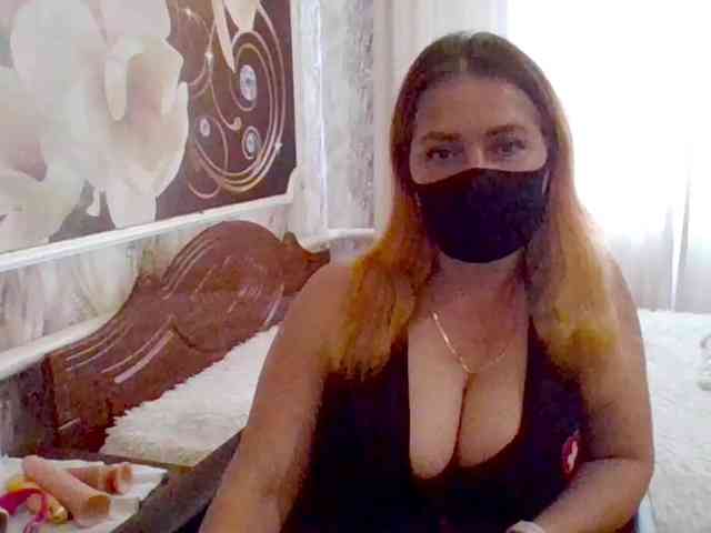 Kimmmmis Live Webcam on BongaCams
