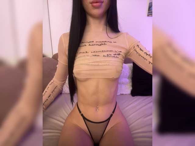 Honeycouple's BongaCams show and profile