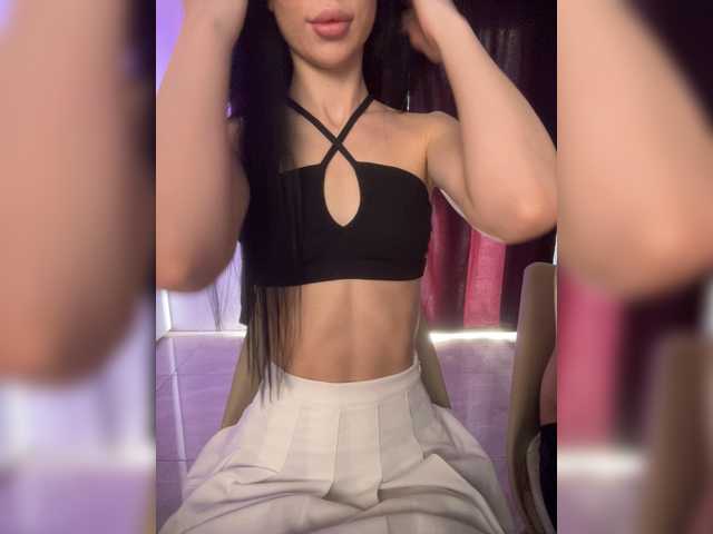 Honeycouple's BongaCams show and profile