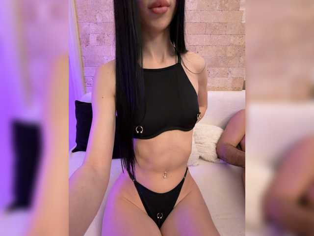 Honeycouple's BongaCams show and profile