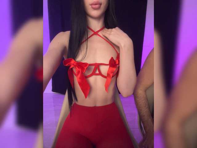 Honeycouple's BongaCams show and profile