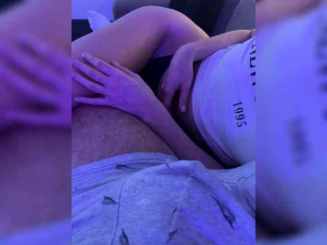 Honeycouple Honeycouple