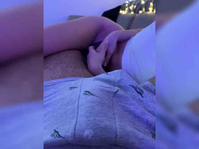 Honeycouple Honeycouple