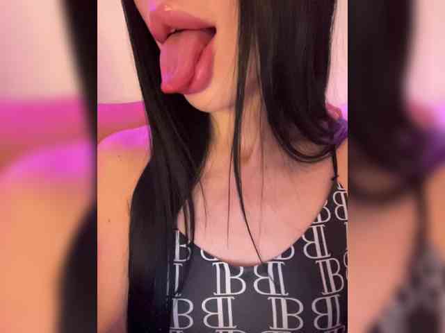 random webcam chat Honeycouple