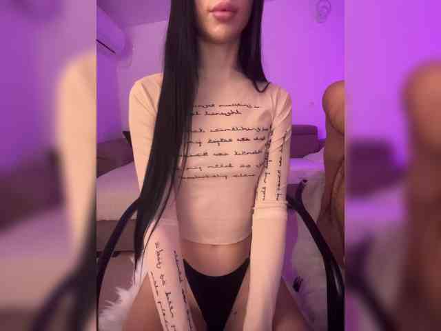 Honeycouple Live Webcam on {site_name}