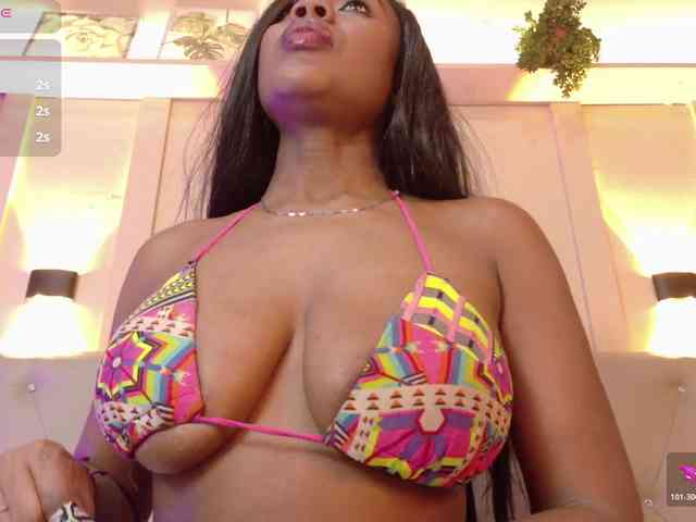 sofia-ebony webcam