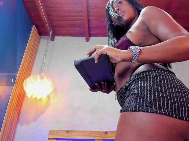 sofia-ebony webcam