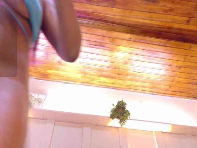 sofia-ebony sofia-ebony