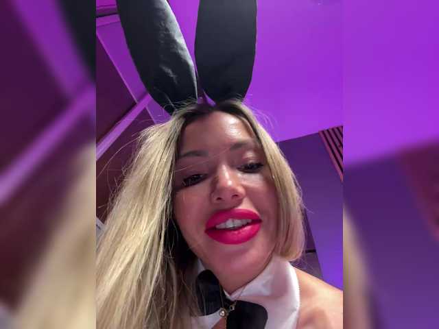 Wild-Angel777's BongaCams show and profile