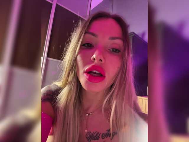 Wild-Angel777's BongaCams show and profile