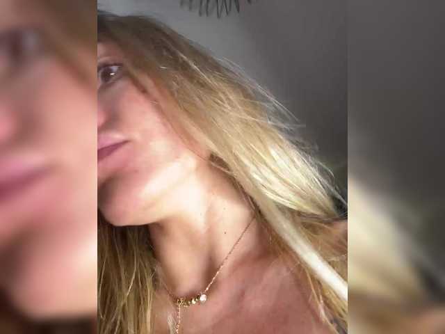 Wild-Angel777's BongaCams show and profile