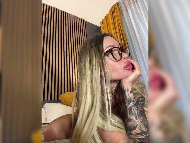 Wild-Angel777 from BongaCams is Freechat