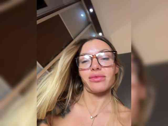 WILD-ANGEL777 webcam