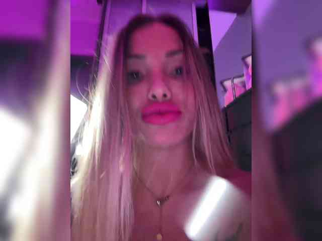 WILD-ANGEL777 webcam