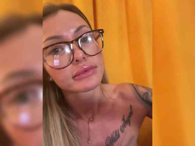 WILD-ANGEL777 webcam