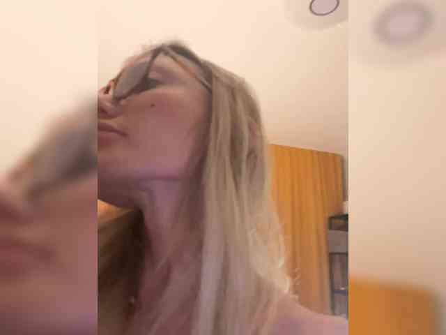 WILD-ANGEL777 webcam