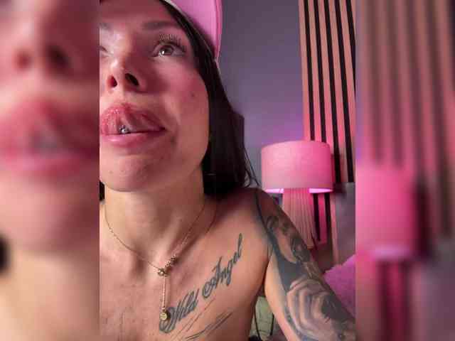 WILD-ANGEL777 webcam