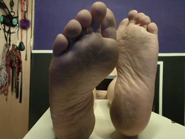 celeste04's BongaCams show and profile