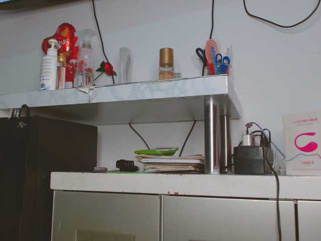 meli-jones69's BongaCams show and profile