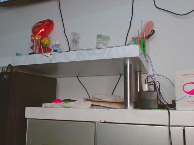 meli-jones69's BongaCams show and profile