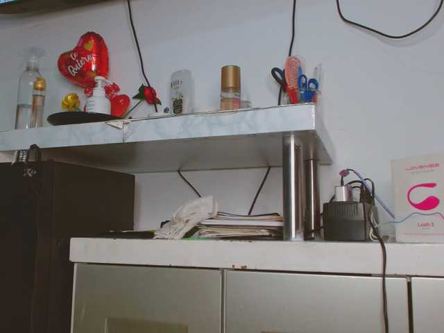 meli-jones69's BongaCams show and profile