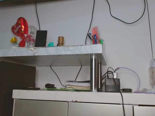 meli-jones69's BongaCams show and profile