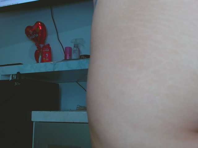 meli-jones69's BongaCams show and profile