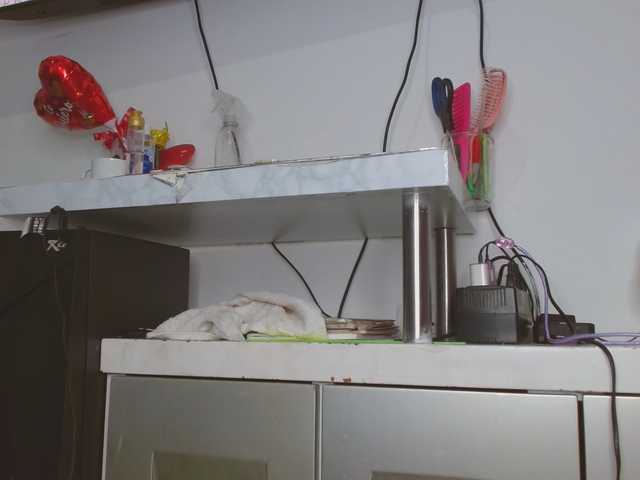 meli-jones69's BongaCams show and profile