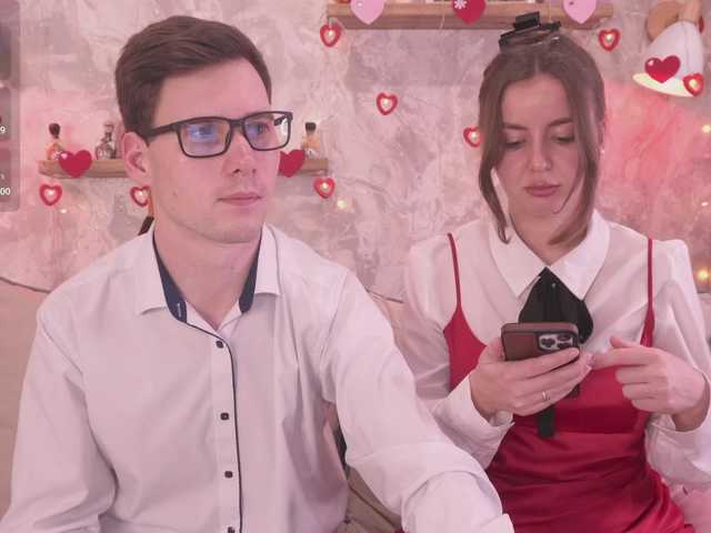 FluffyHat's BongaCams show and profile