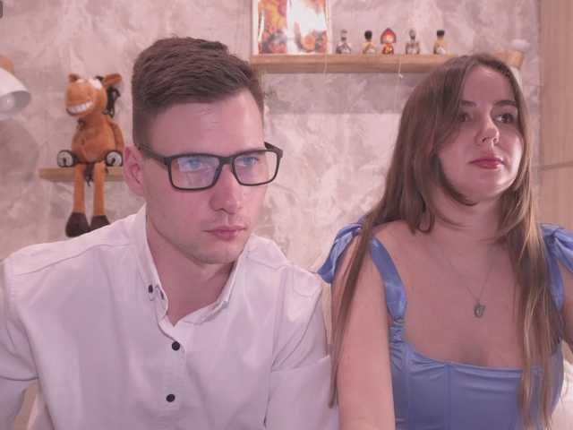 FluffyHat's BongaCams show and profile