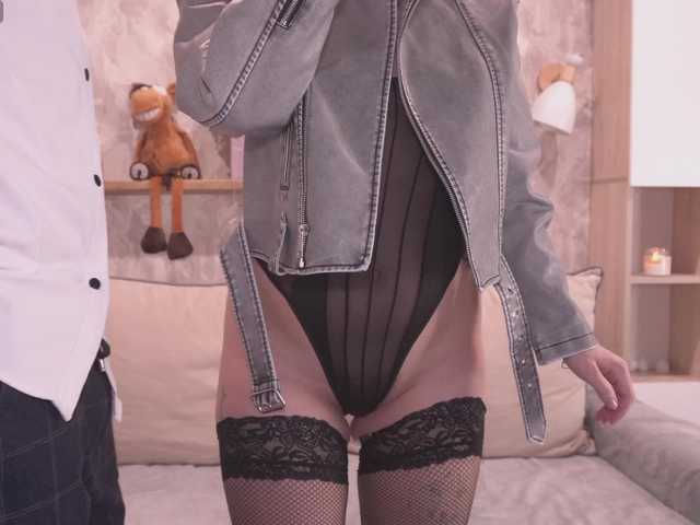 FluffyHat's BongaCams show and profile