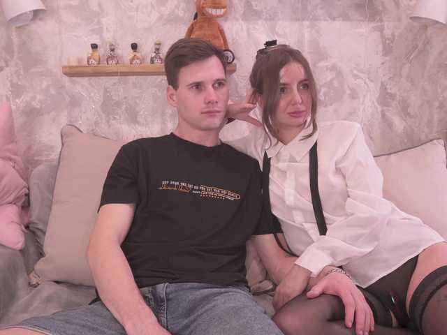 FluffyHat's BongaCams show and profile