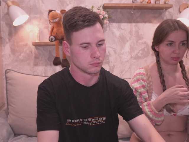 FluffyHat's BongaCams show and profile