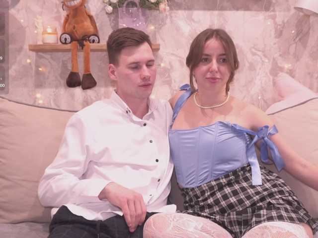 FluffyHat's BongaCams show and profile