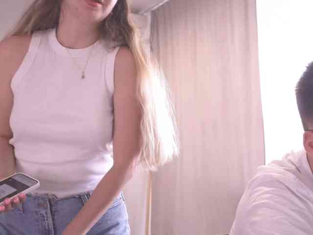 PashaAndMila webcam
