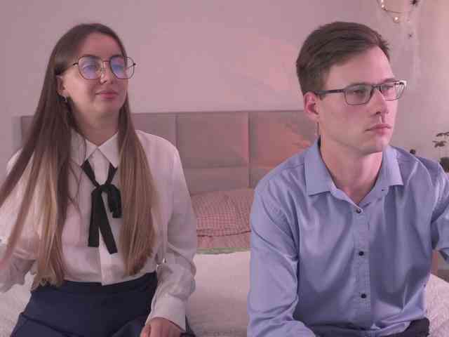PashaAndMila webcam