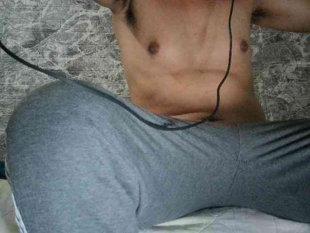 Pizarnik Live Webcam on BongaCams