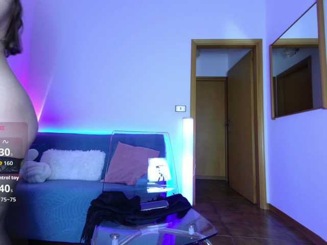 Natalie10g's BongaCams show and profile