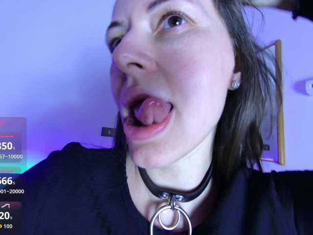 Natalie10g's BongaCams show and profile