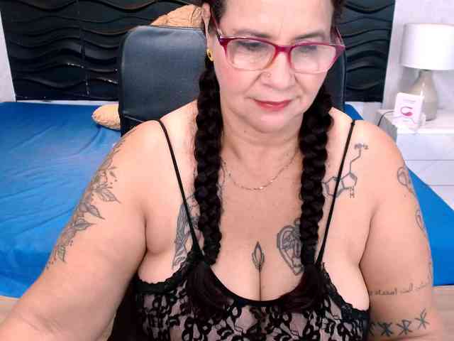 LauraRiley webcam