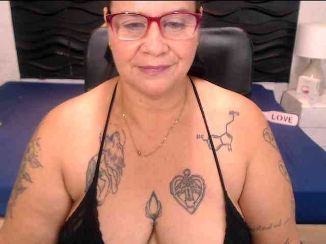 LauraRiley webcam