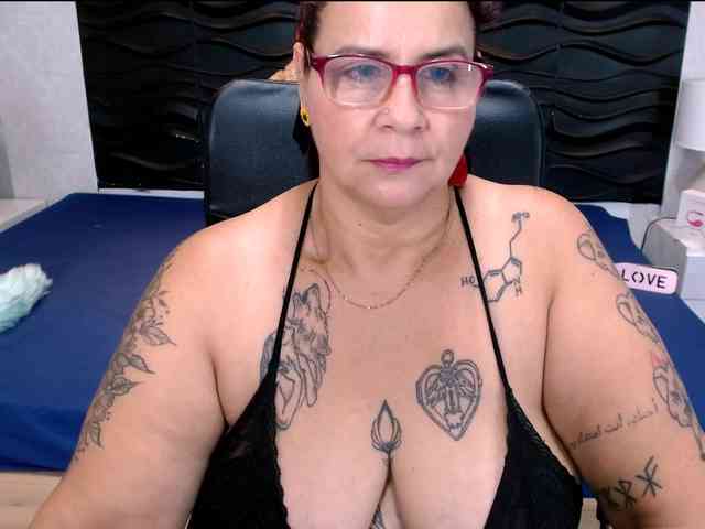 LauraRiley webcam