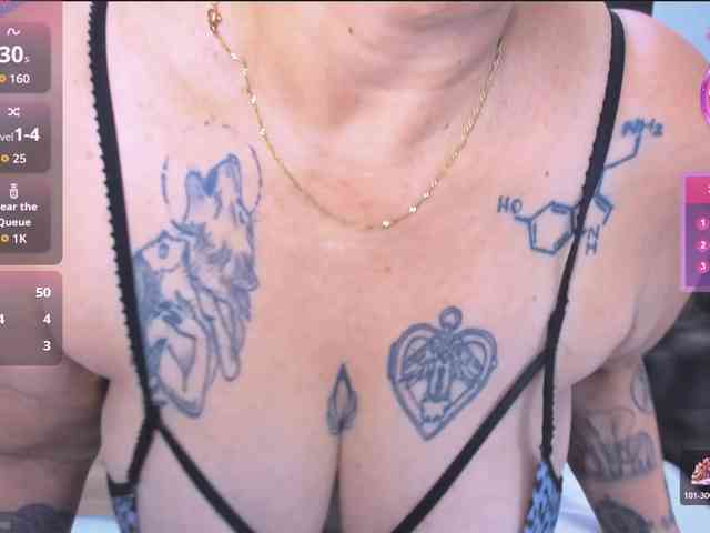 LauraRiley webcam