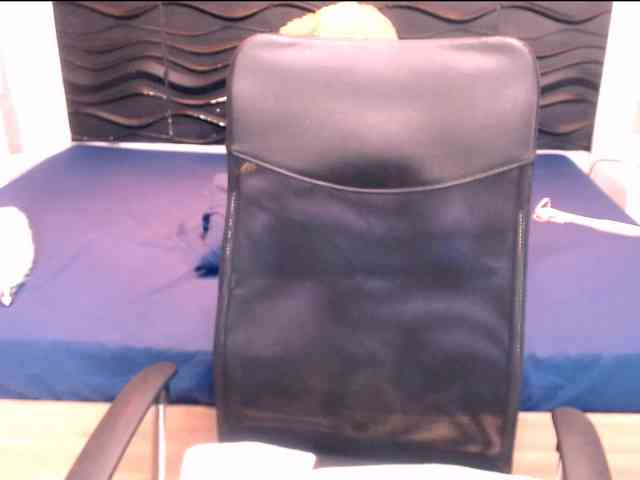 LauraRiley webcam
